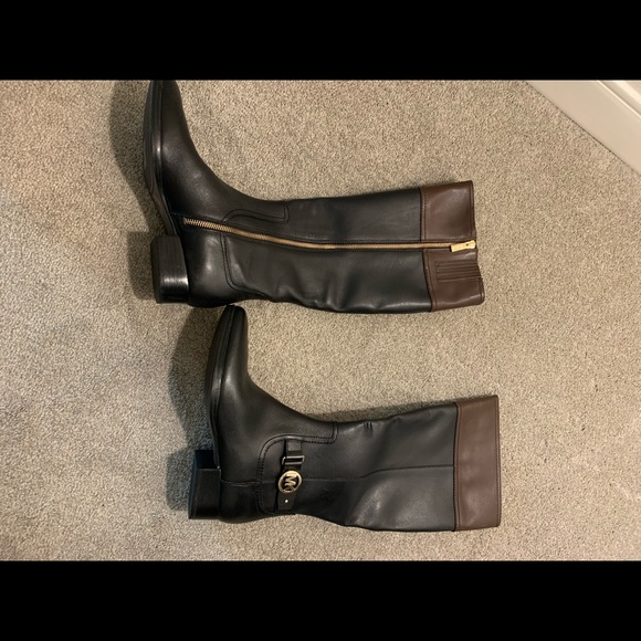 Michael Kors Two Tone Riding Boot- Black/Brown- Size 8 - Picture 3 of 6